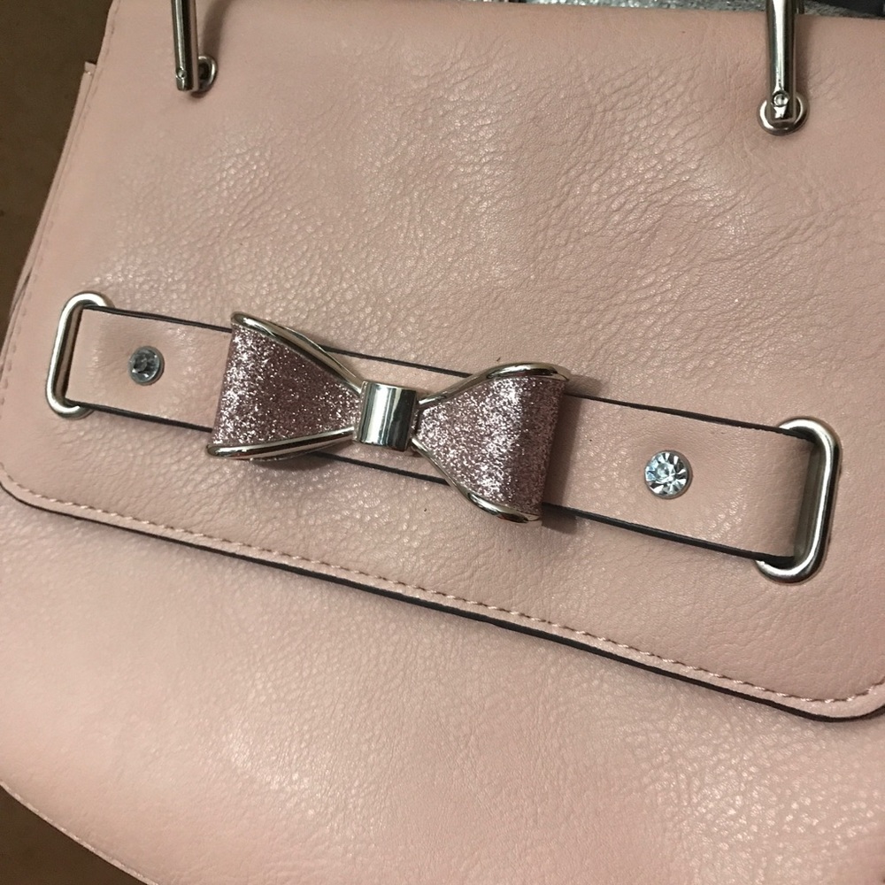 Candie’s crossbody purses w/ metal bow - Picture 4 of 13